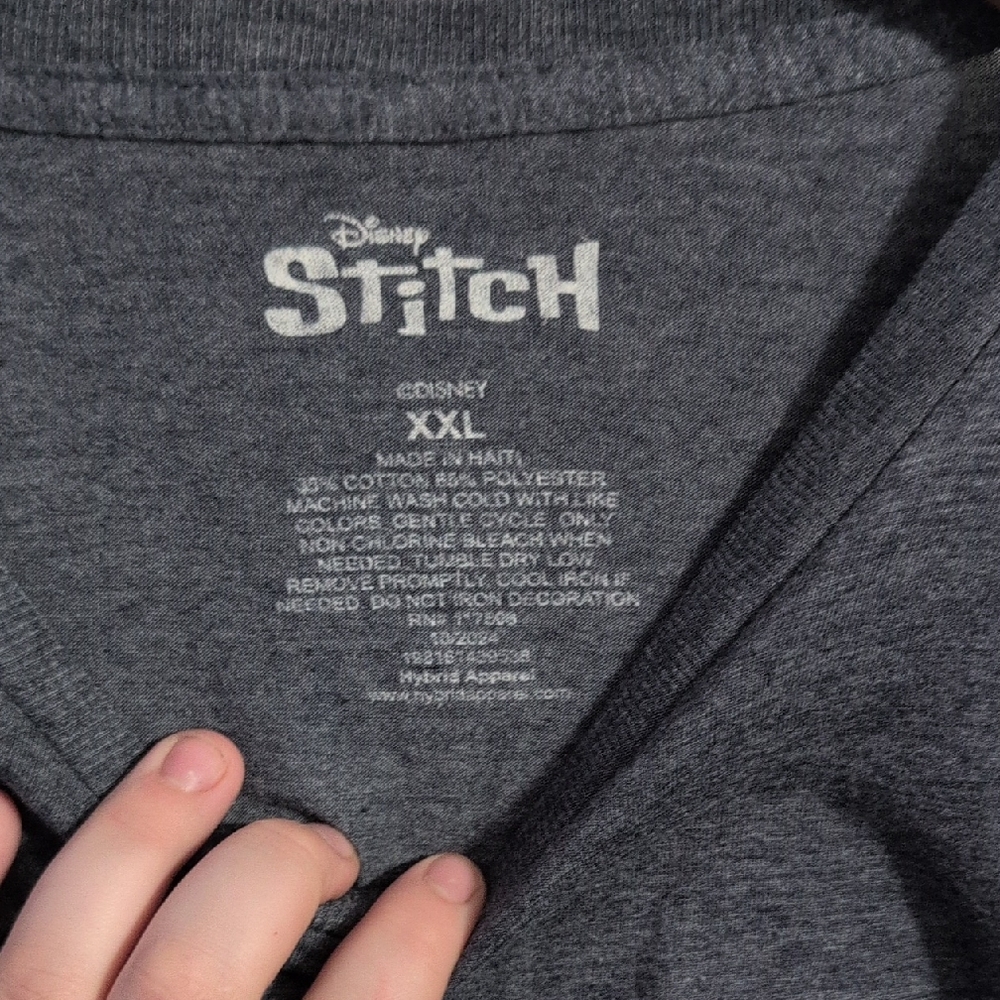 ✨ Disney Stitch Charcoal Gray Tee – Women’s XXL Soft & Casual